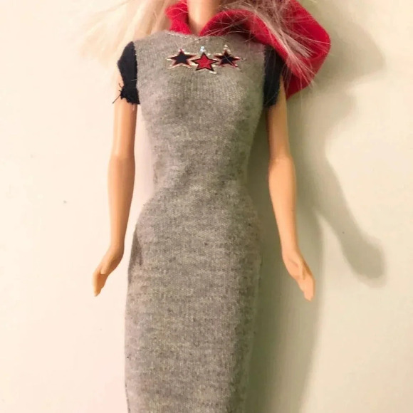 Barbie Doll Mattel Twist and Turn  Bendable Knees China Grey Dress - Picture 3 of 16